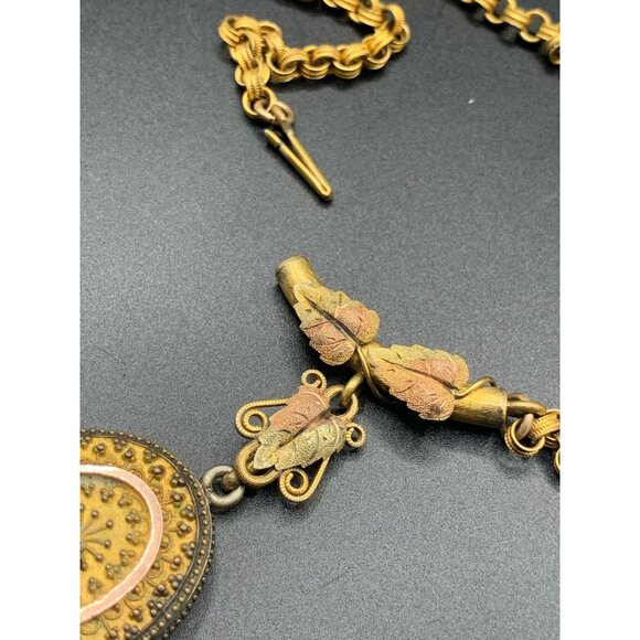 Antique Victorian Locket Necklace Ornate Design with Leaves and Front Clasp - Picture 4 of 10